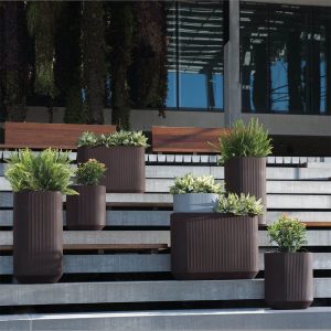 Crescent Garden Self-Watering Mod Planter