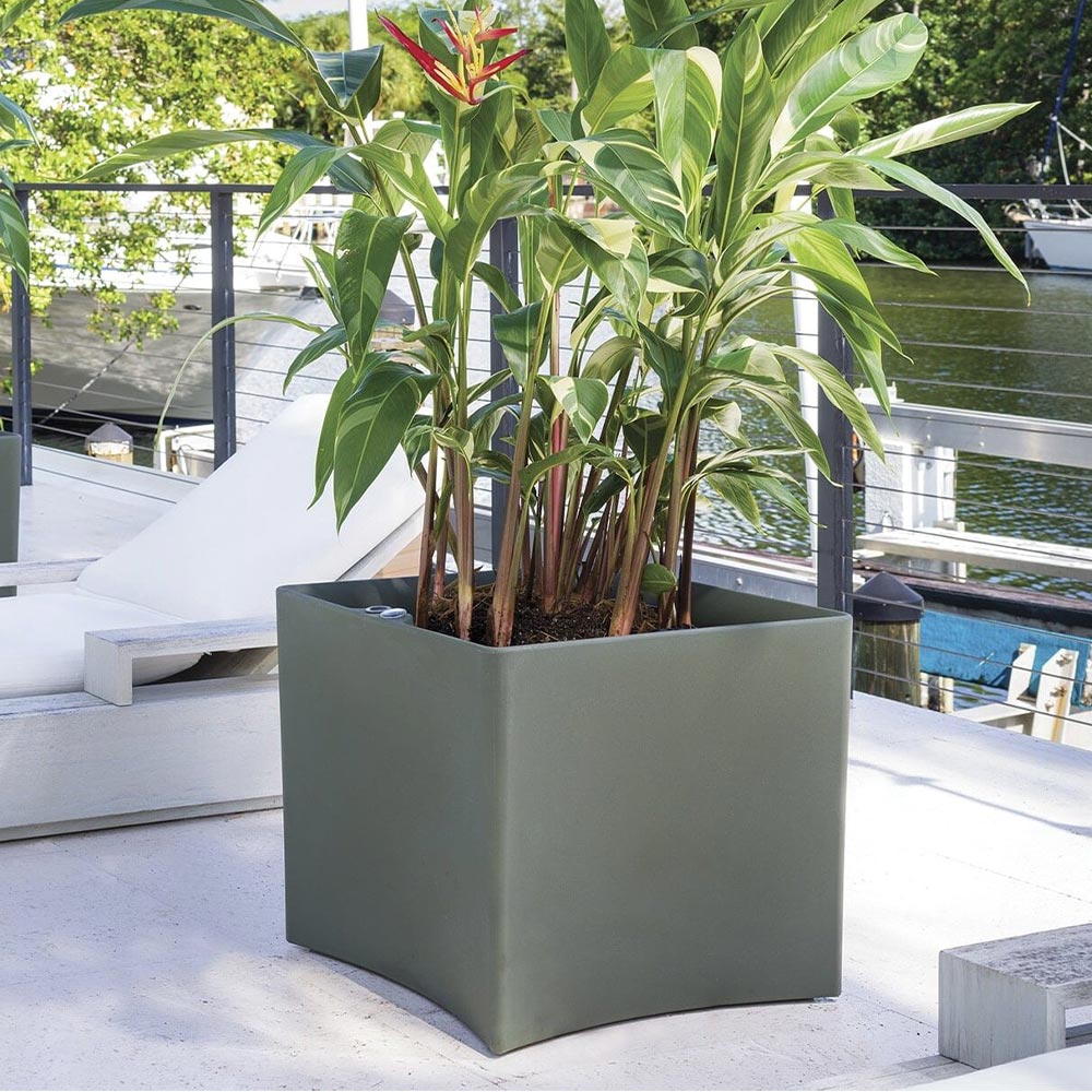 Crescent Garden Pinch Planter - Image 7